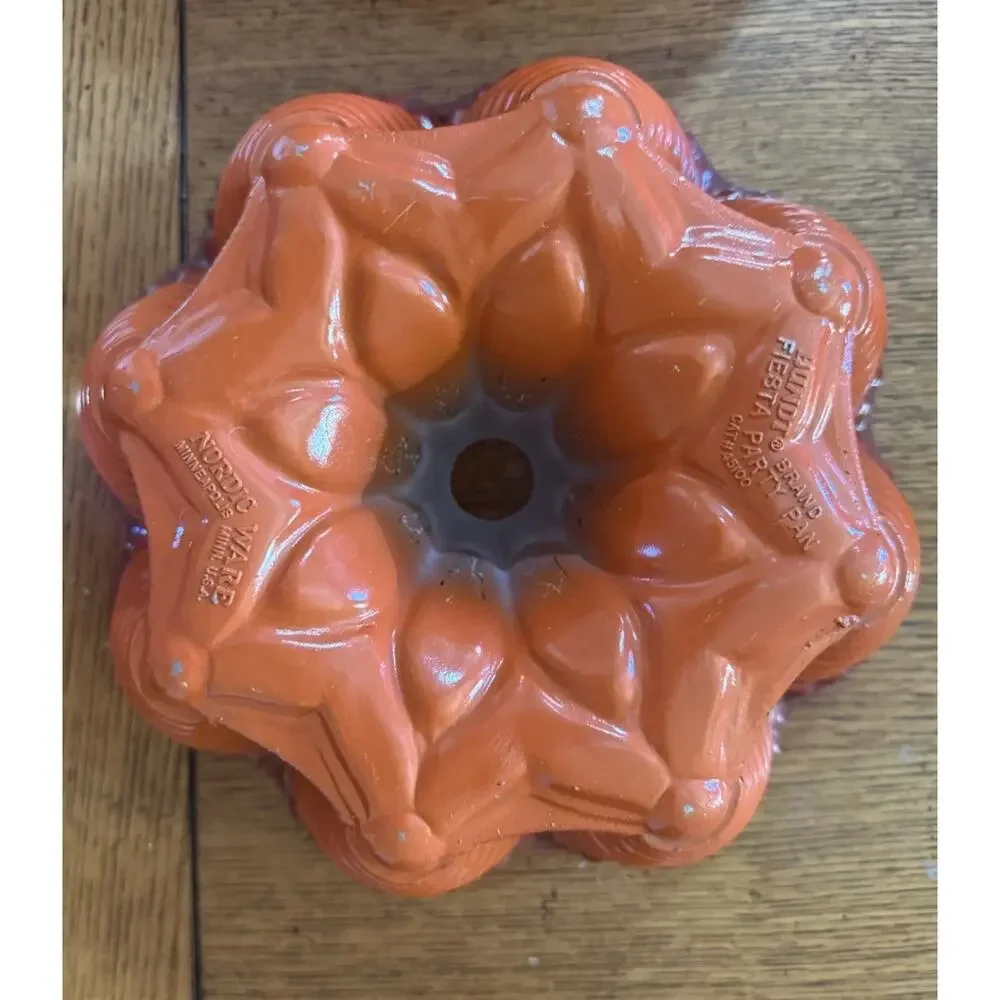 Vintage Nordic Ware/Northland Aluminum Bundt Pans Lot of 2 Orange Fiesta Party